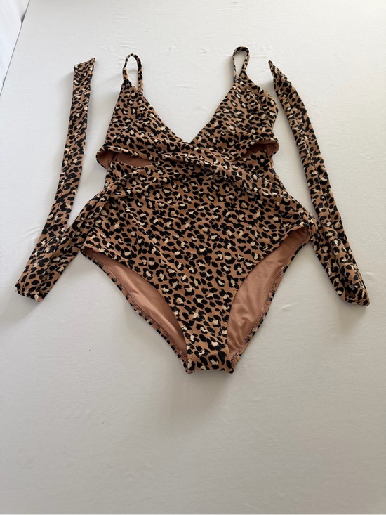 aerie Other - Aerie Full Coverage Leopard Print One Piece Wrap Swimsuit Size M